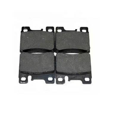 Le système de freinage est utilisé pour le freinage des véhicules à moteur.