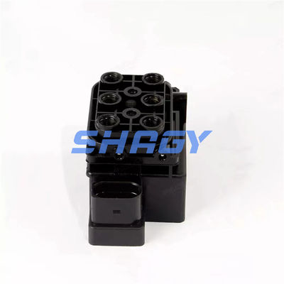 Pour le véhicule Audi Q7 7P0698014 95835890101